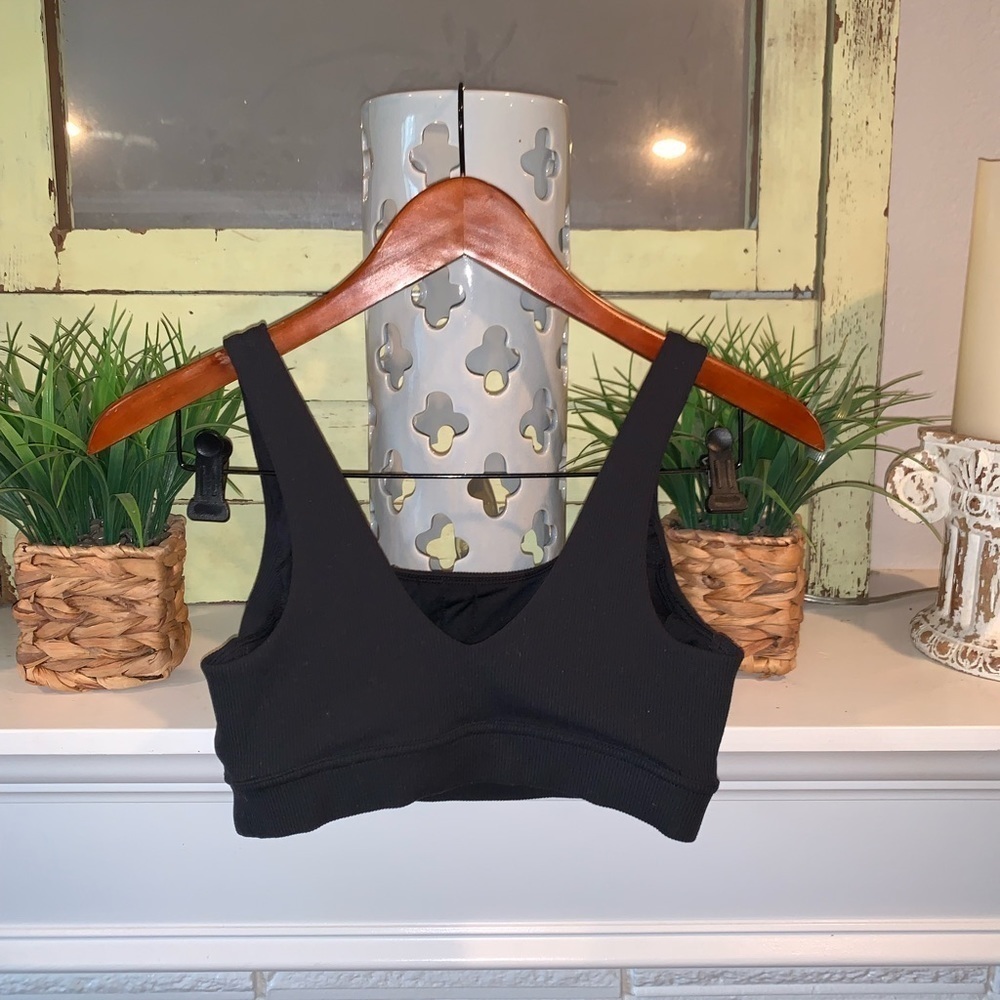 Zella Black Ribbed Scoop Neck Sports Bra Yoga Gym Athletic Size Small